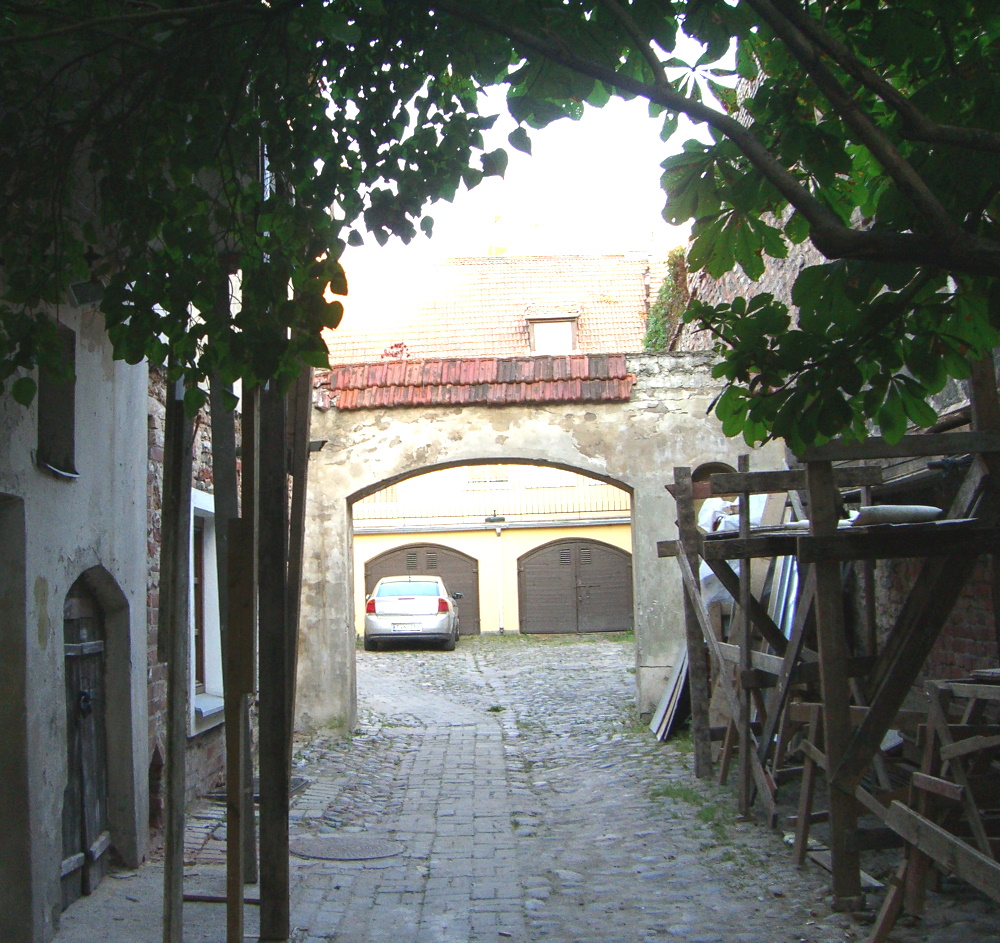 Arches within arches on Arkliu (Horses) street in Vilnius, September 2005