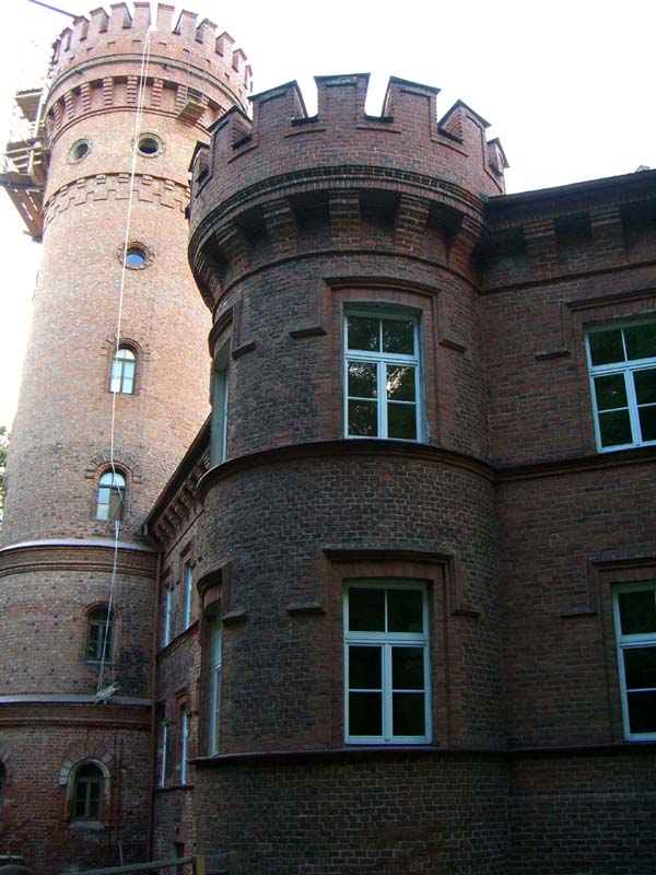 The castle of Raudone, September 2005