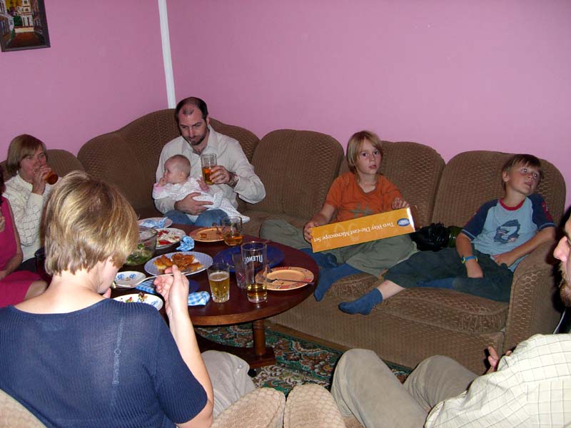 Everybody on the couch, September 2005