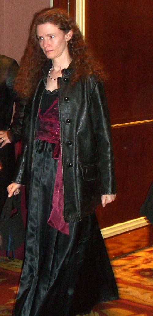 World Fantasy Convention 2006: a person in a gothy dress