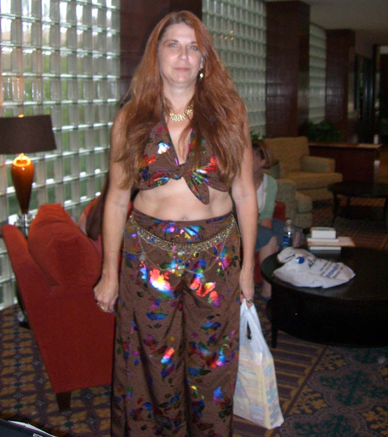 A Middle East-inspired costume at ApolloCon 2007