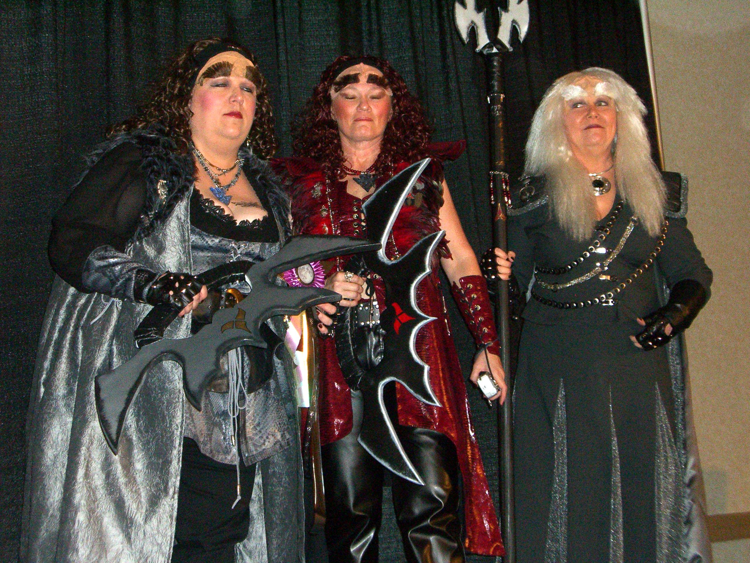 The Klingon group costume took the second place in the masquarade contest