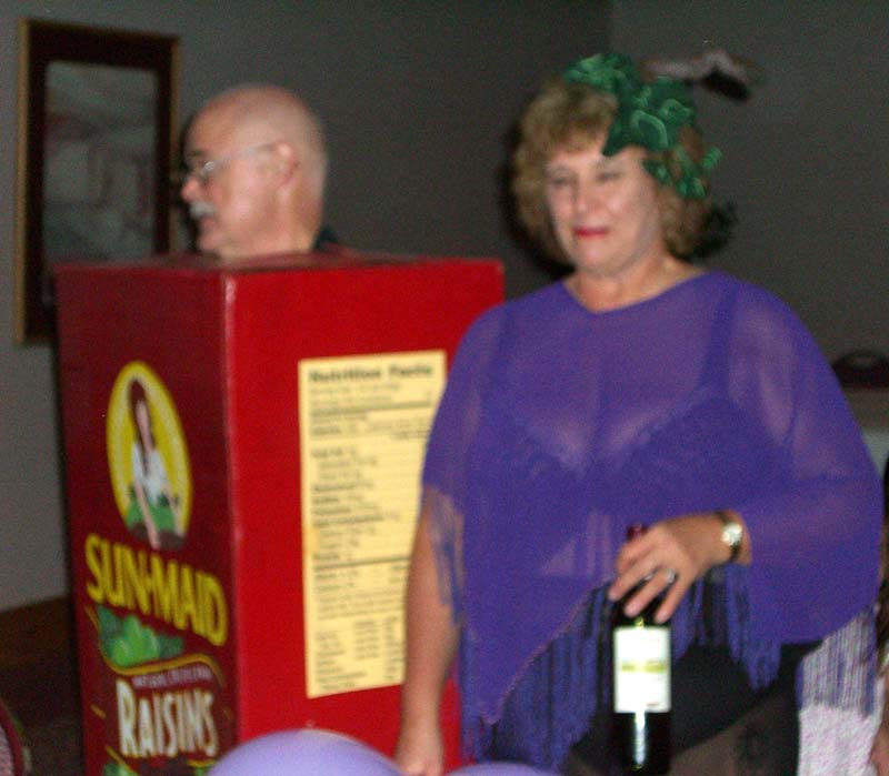 SunMaid and wine - costumes of grapes in their various stages